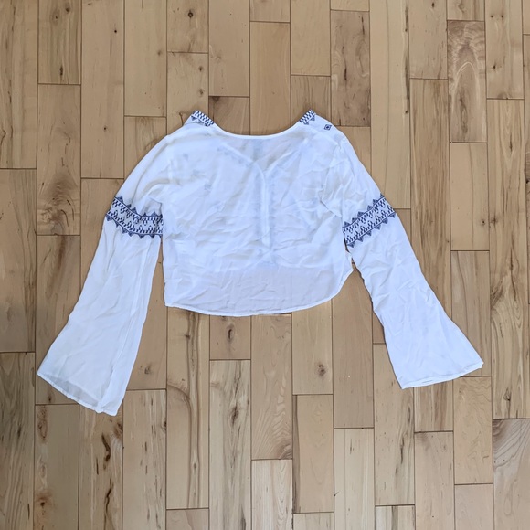 White Sheer Crop Top Aztec Print - Picture 5 of 7
